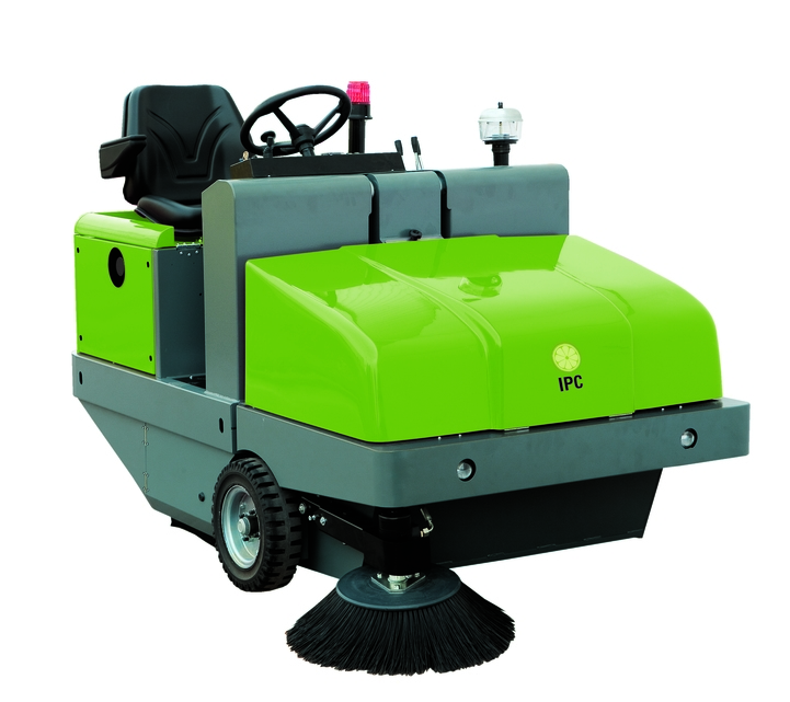 Alpha FME Introducing the IPC Gansow 161 Ride On Sweeper